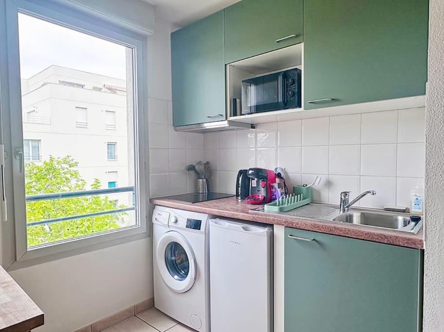 Charmant T2 Terrasse, Garage Villeurbanne Eksteriør bilde